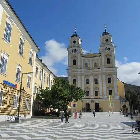 アパート Fischenhaus